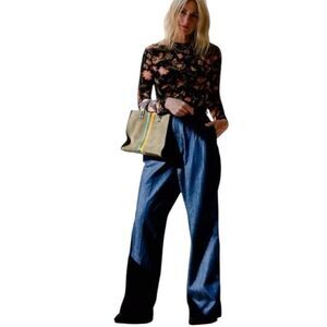 Frame Denim pleated, high-rise, wide leg, Jeans in Classic Blue size 24